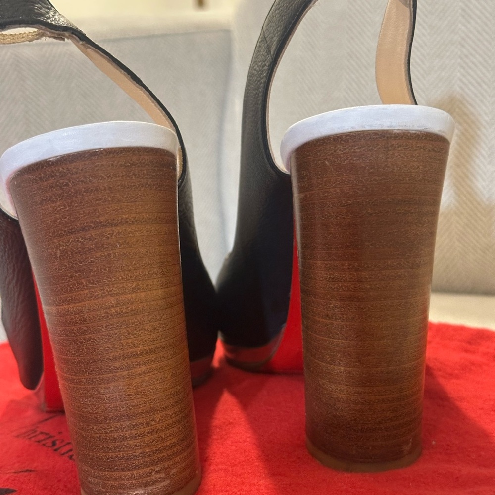 Christian Louboutin Chrome, White & Black Platform Heels- Authenticated - Picture 8 of 14